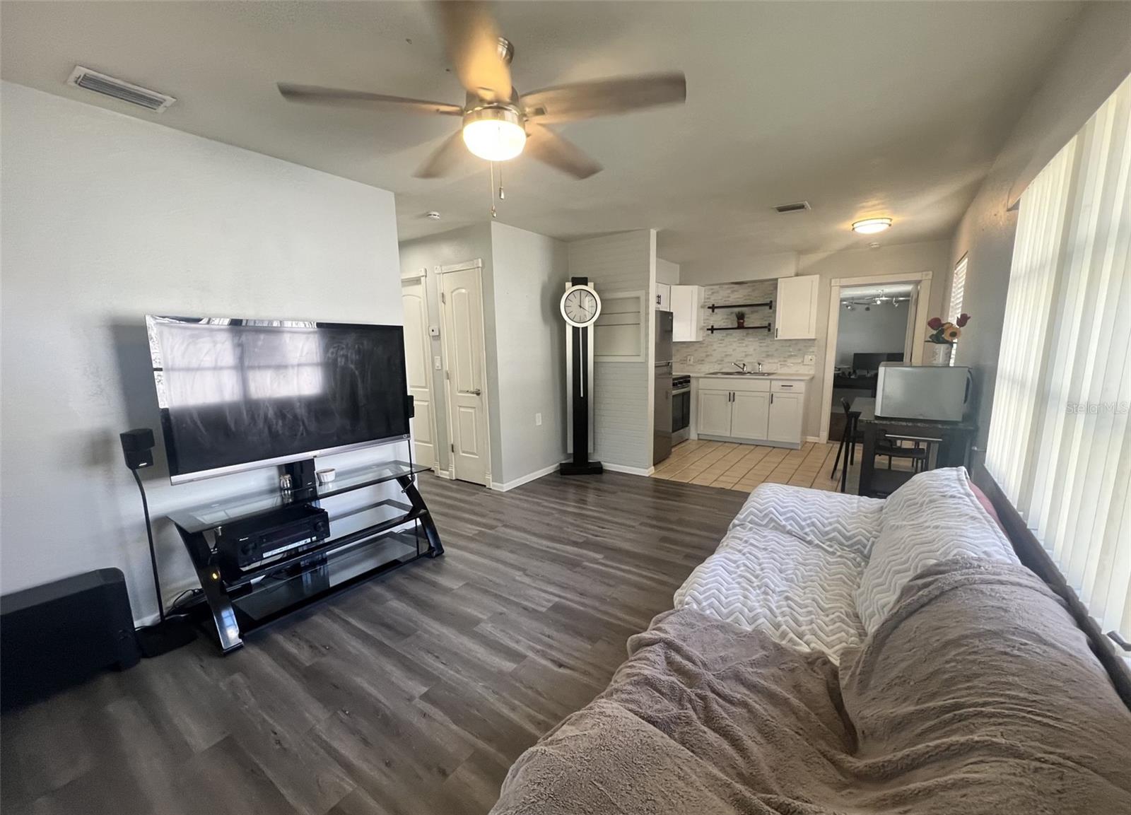 Image 4 of 16 For 772 71st Avenue N