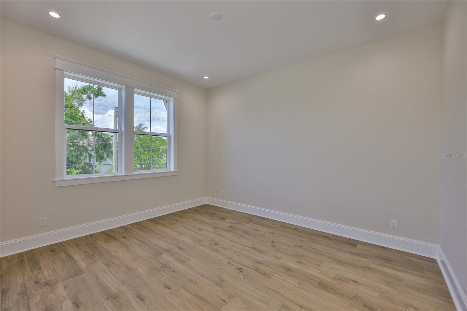 Image 51 of 88 For 4224 Corona Street