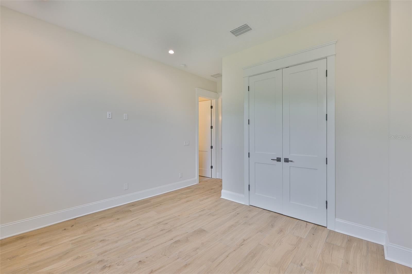 Image 57 of 88 For 4224 Corona Street