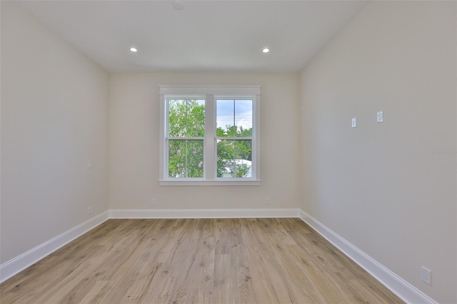 Image 60 of 88 For 4224 Corona Street