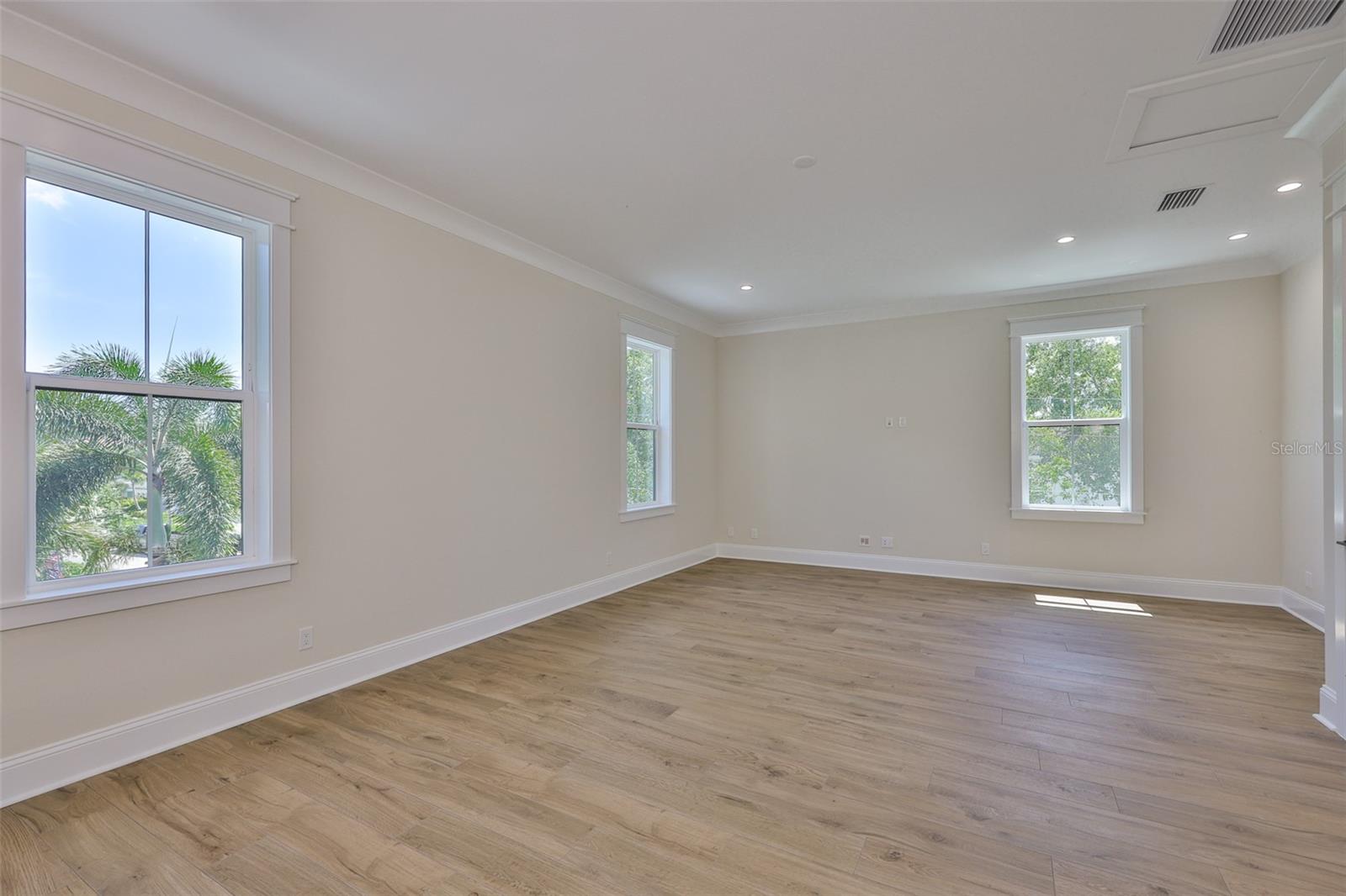 Image 62 of 88 For 4224 Corona Street