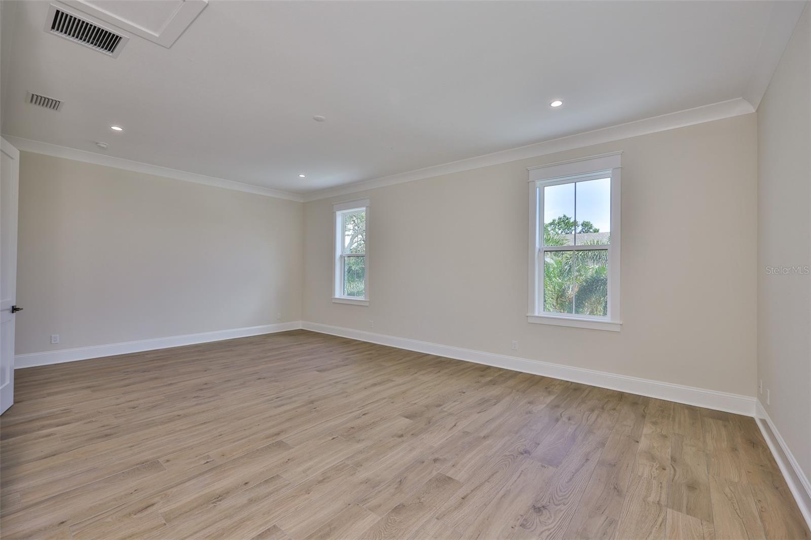 Image 63 of 88 For 4224 Corona Street
