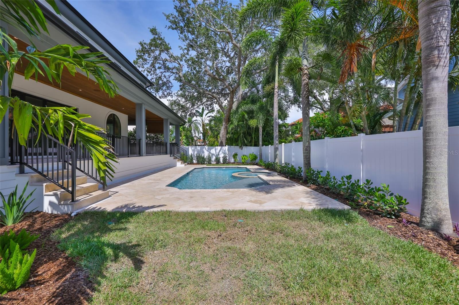 Image 76 of 88 For 4224 Corona Street