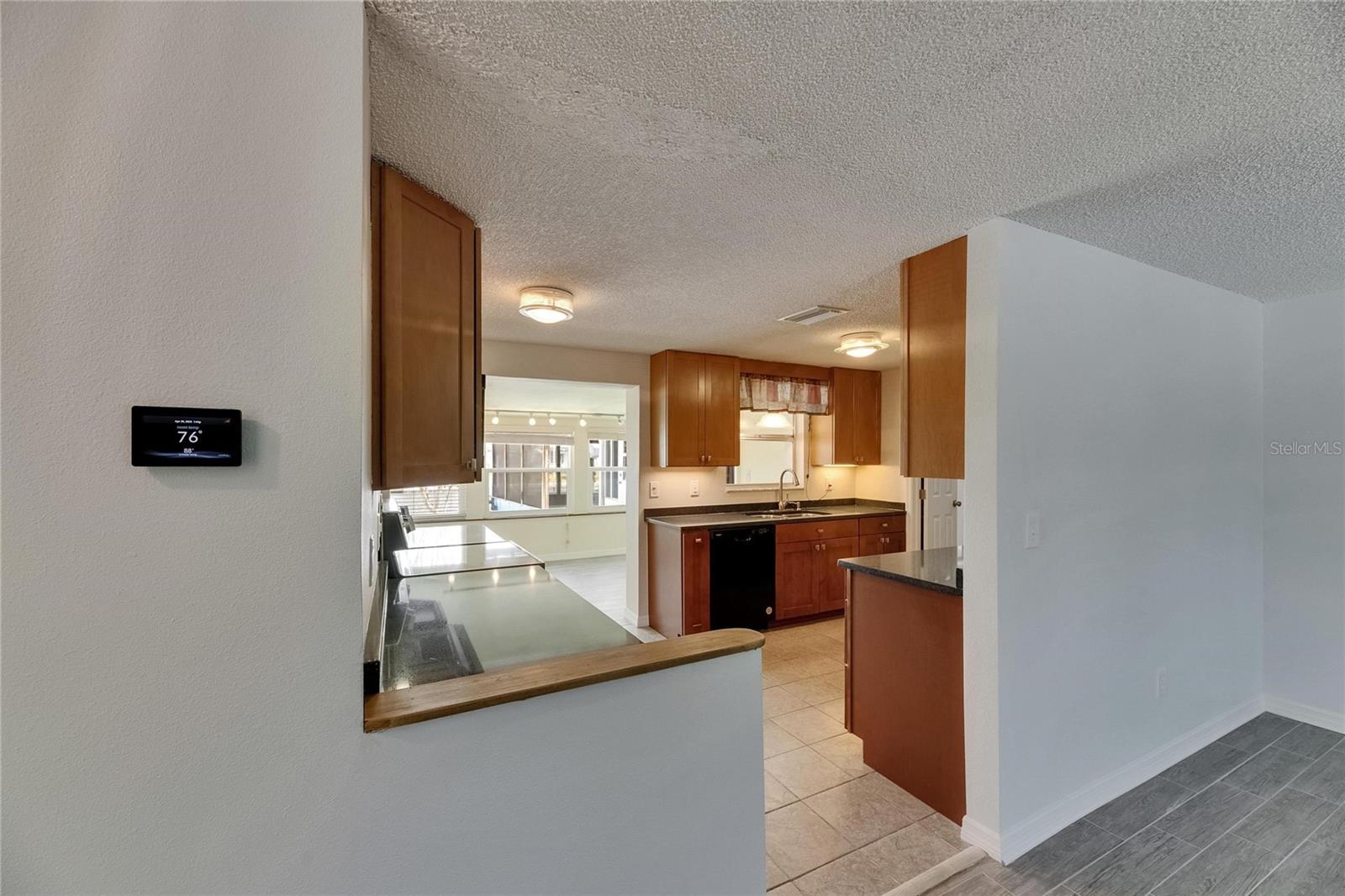 Image 24 of 83 For 832 Seabreeze Drive
