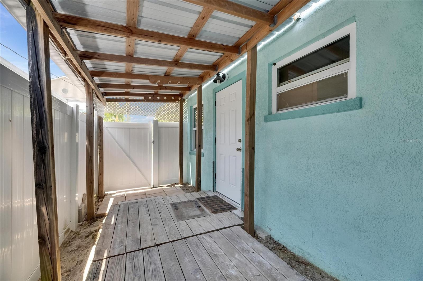 Image 65 of 83 For 832 Seabreeze Drive