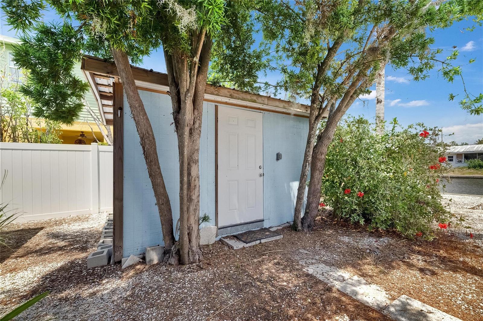 Image 68 of 83 For 832 Seabreeze Drive