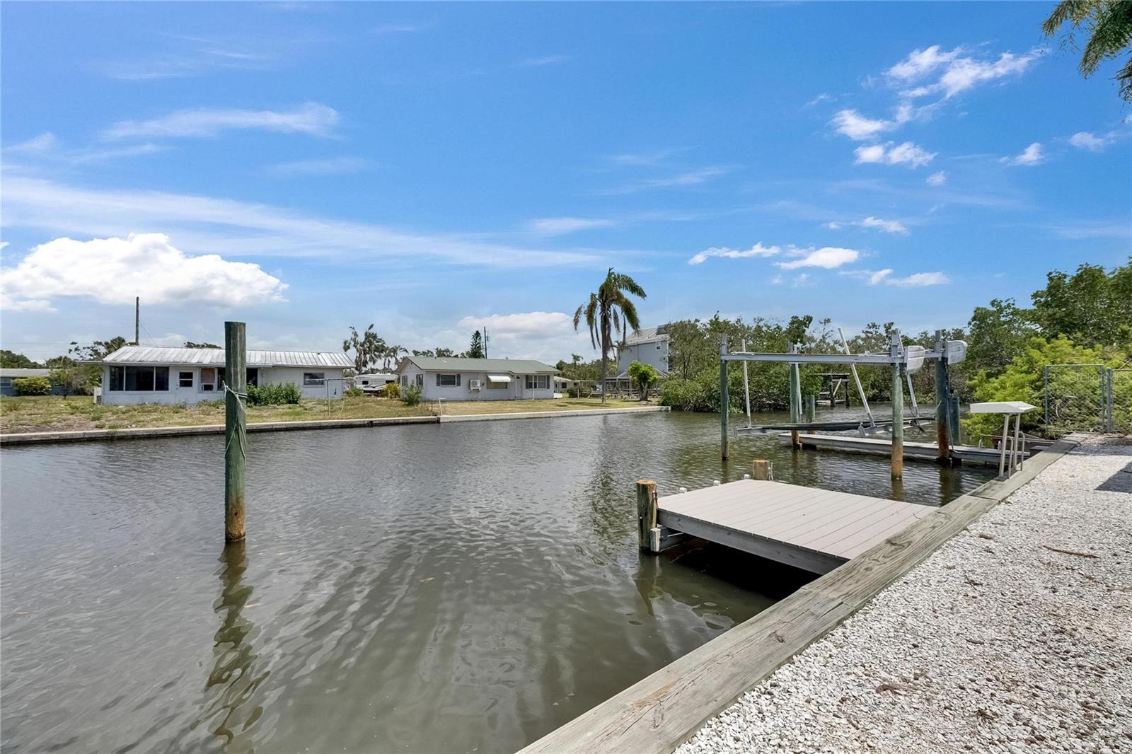 Image 72 of 83 For 832 Seabreeze Drive