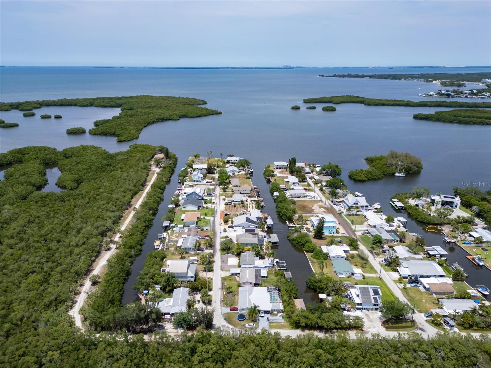 Image 83 of 83 For 832 Seabreeze Drive