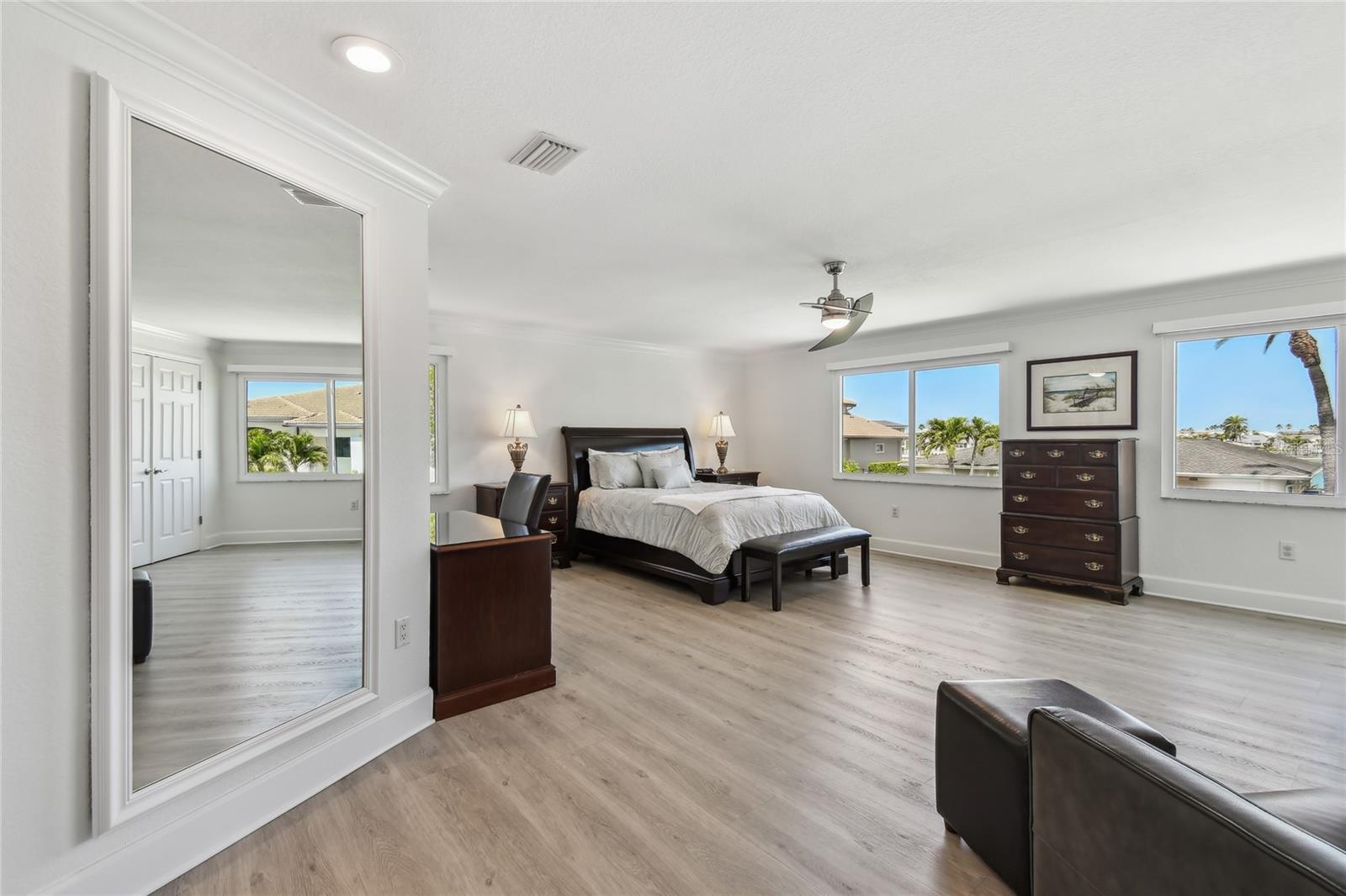 Image 15 of 79 For 2233 Donato Drive