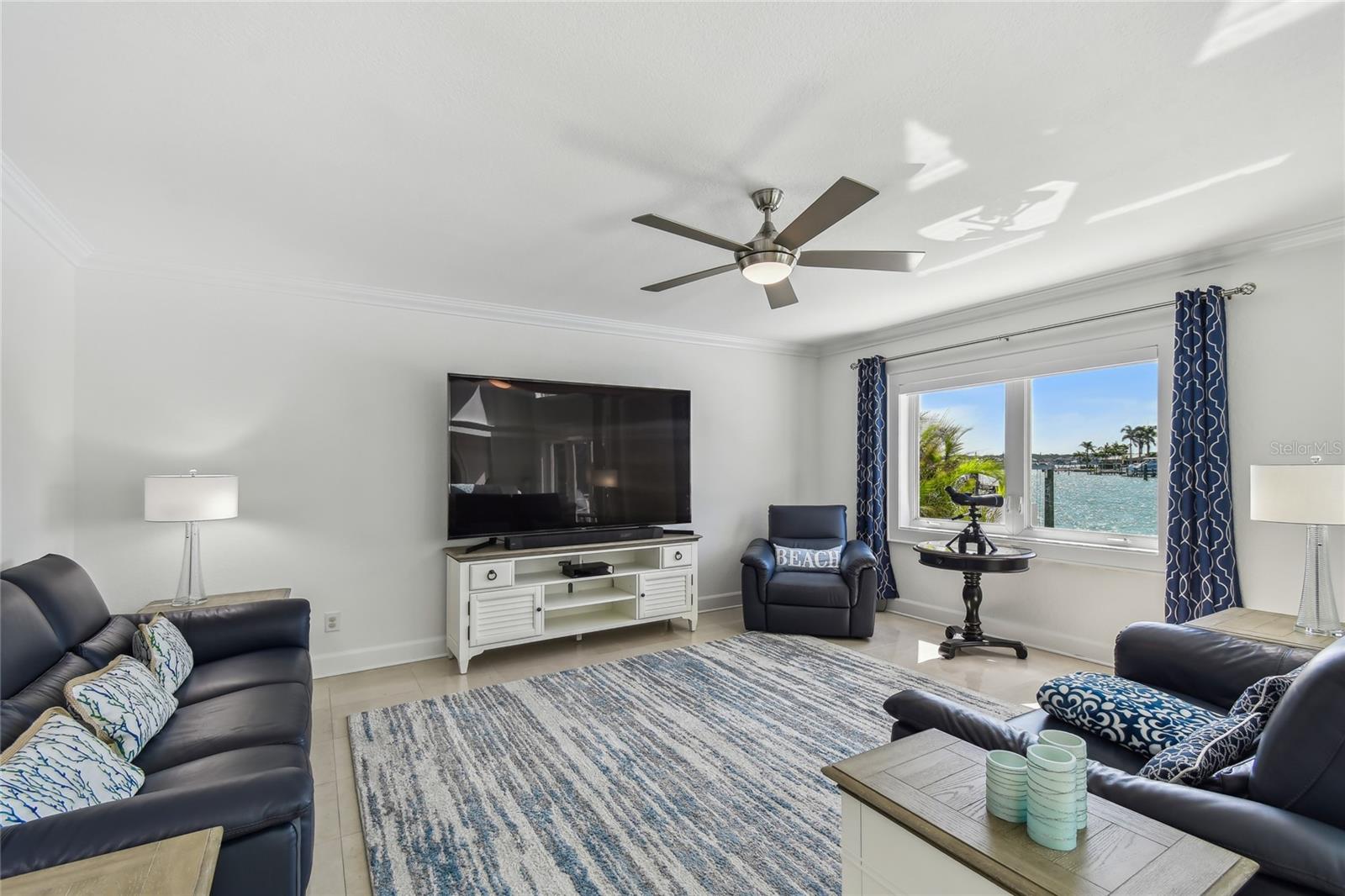 Image 29 of 79 For 2233 Donato Drive