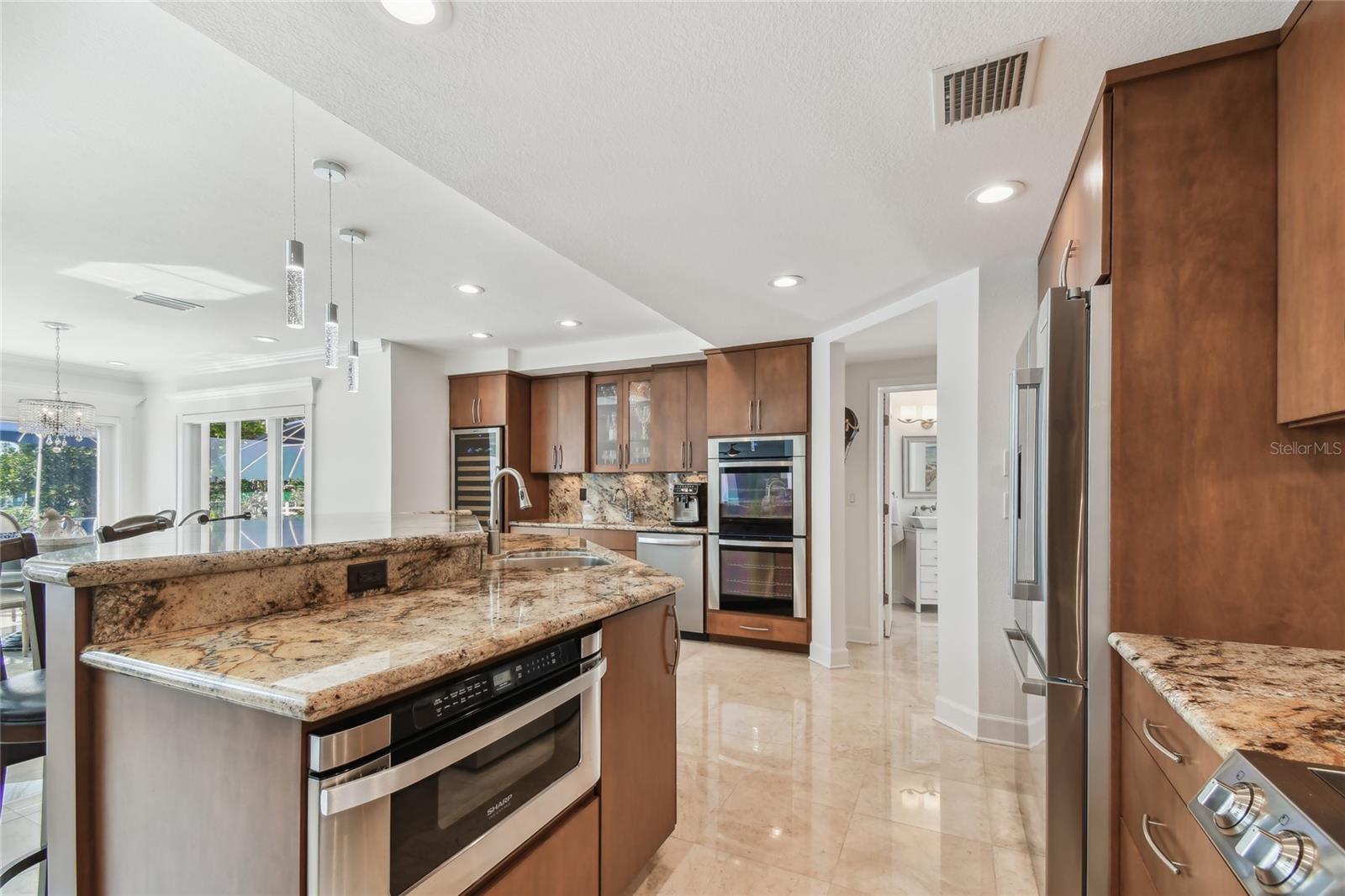 Image 32 of 79 For 2233 Donato Drive