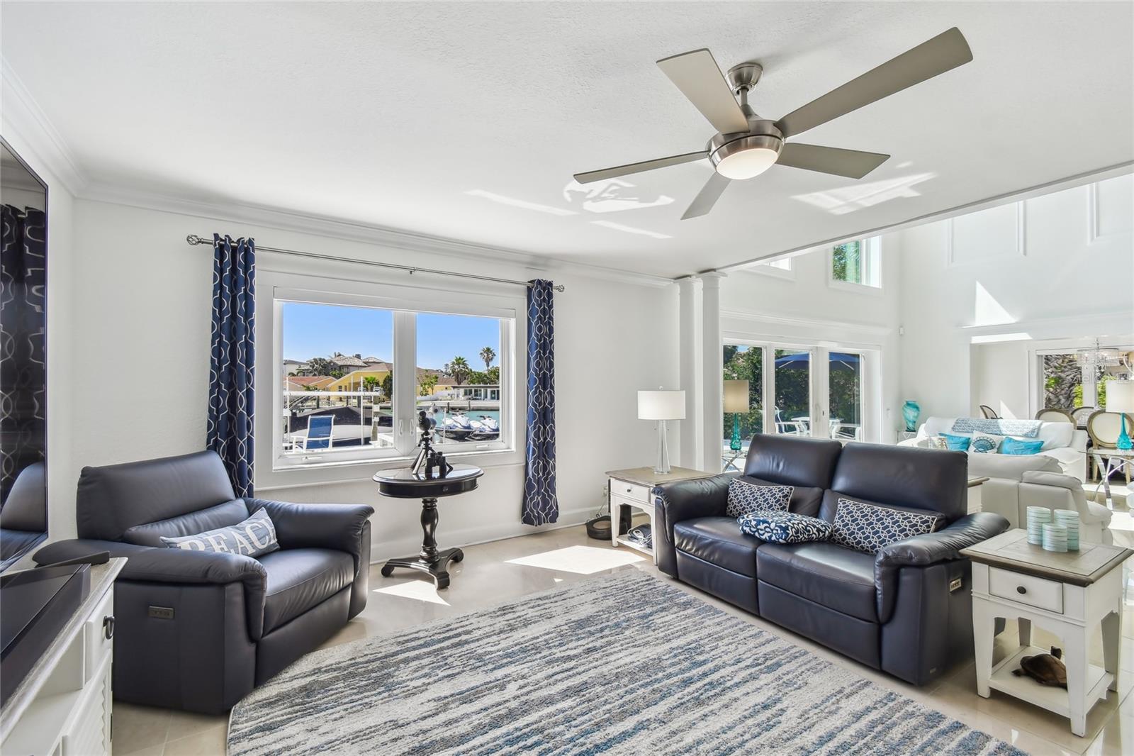 Image 33 of 79 For 2233 Donato Drive