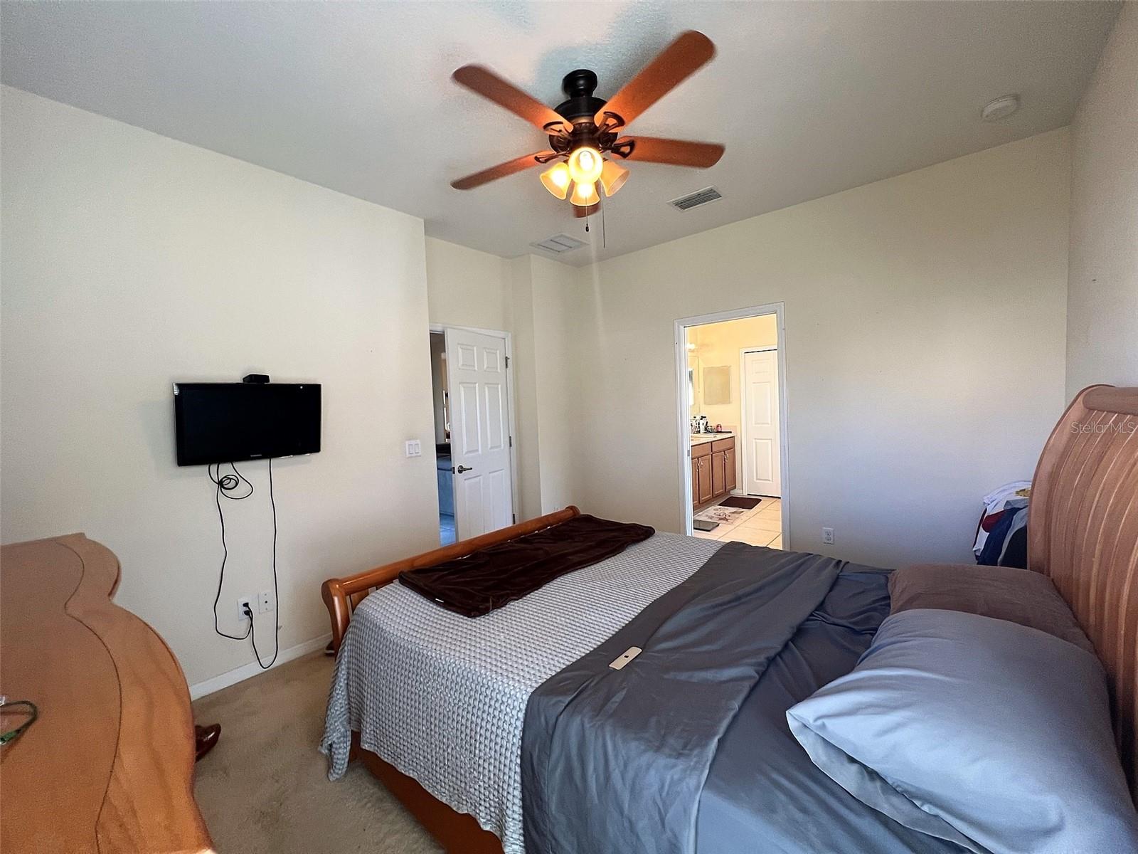 Image 13 of 20 For 11721 Manistique Way