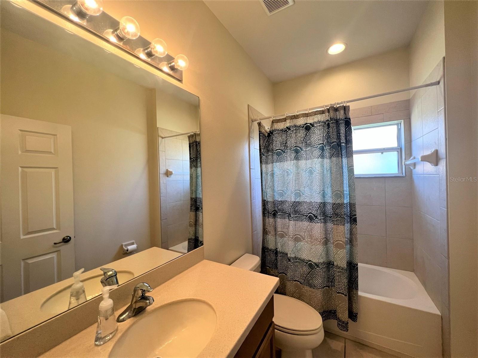 Image 7 of 20 For 11721 Manistique Way
