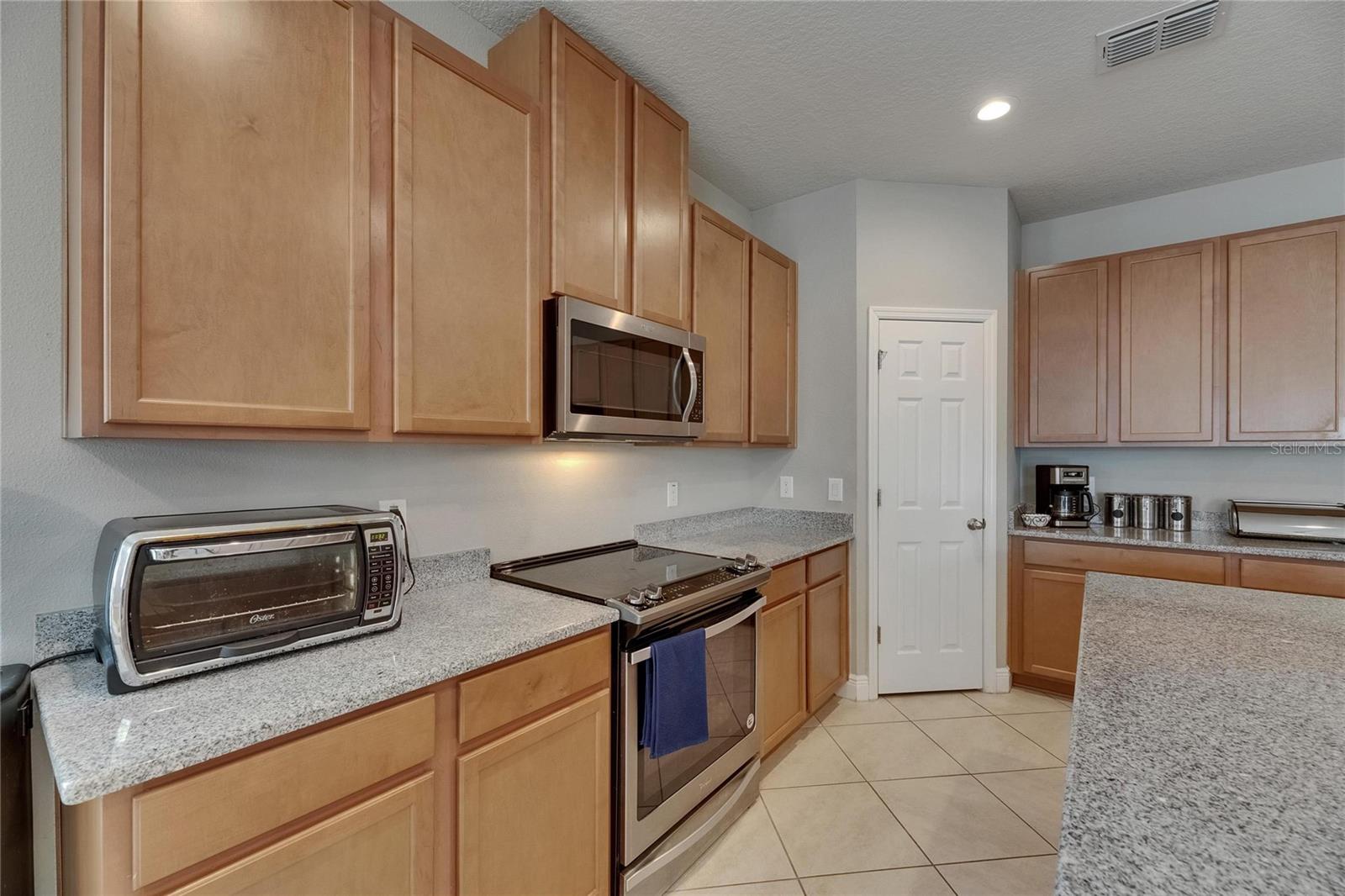 Image 22 of 61 For 32628 Harmony Oaks Drive