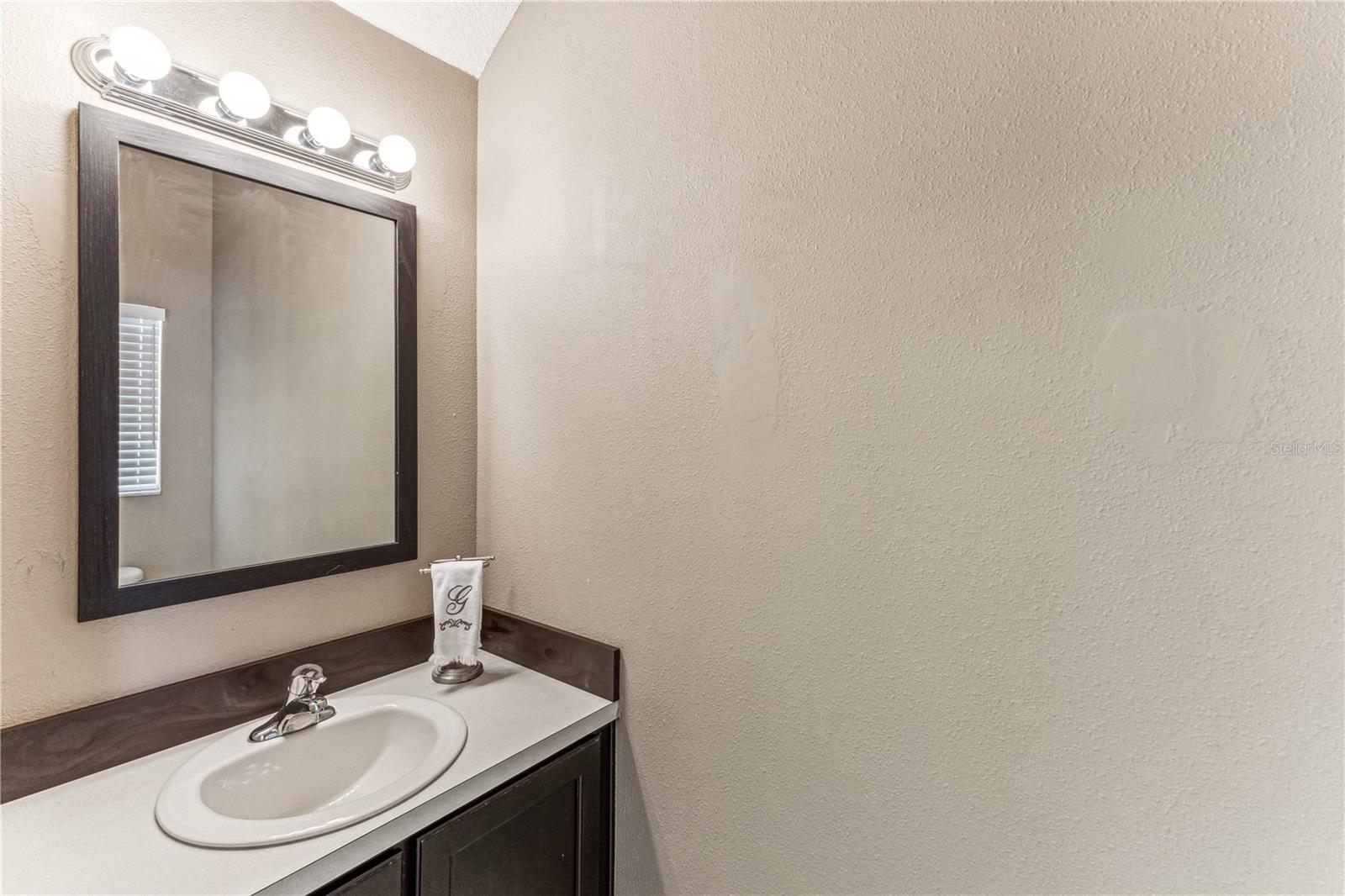 Image 13 of 41 For 8518 Broken Willow Court