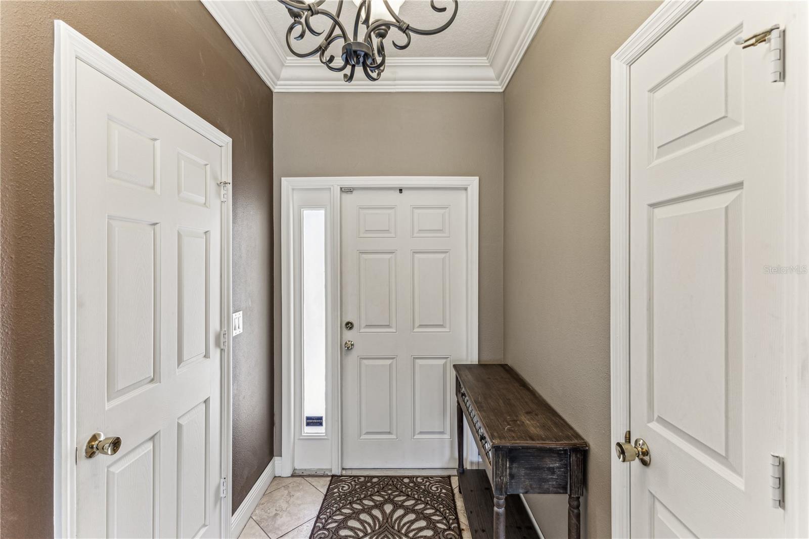 Image 2 of 41 For 8518 Broken Willow Court