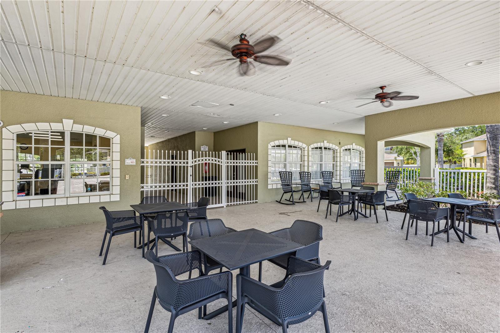 Image 34 of 41 For 8518 Broken Willow Court