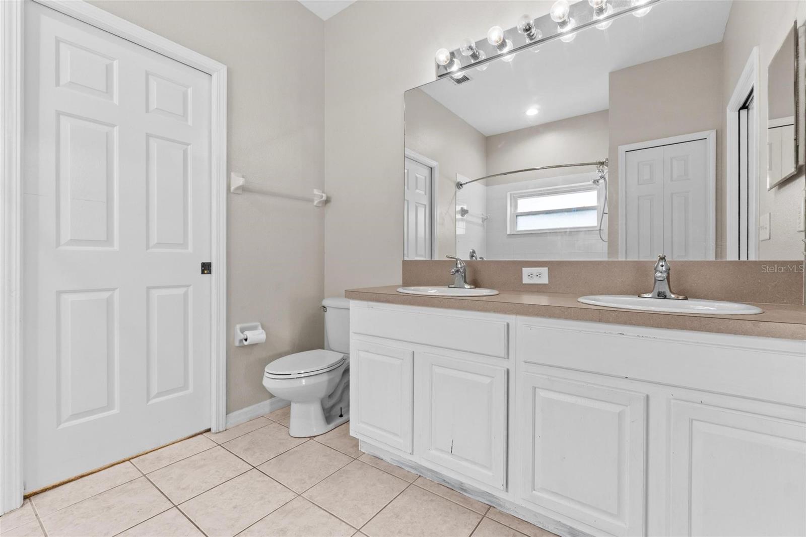 Image 29 of 34 For 23935 Coral Ridge Lane