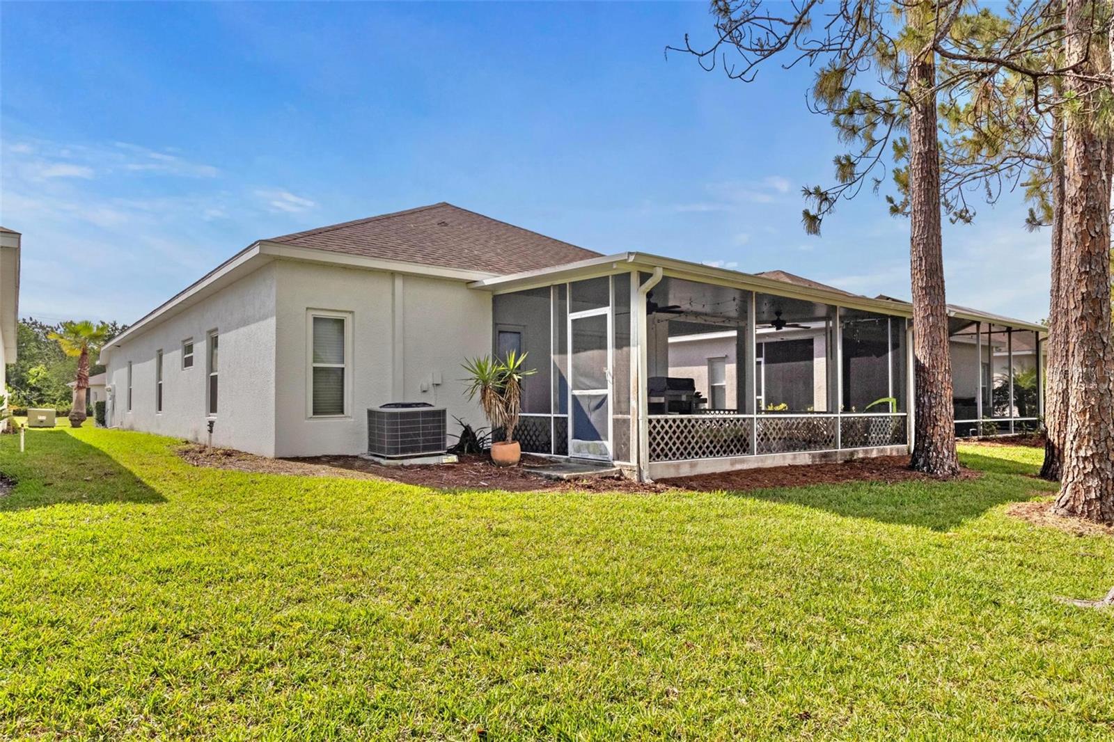 Image 8 of 17 For 23935 Coral Ridge Lane