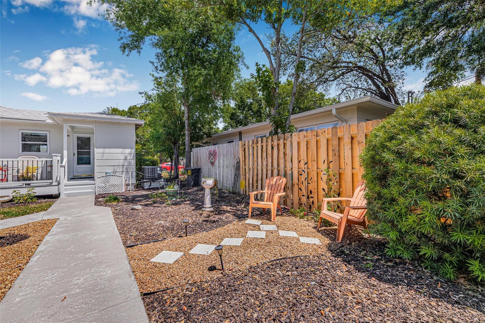 Image 22 of 30 For 2134 6th Avenue N