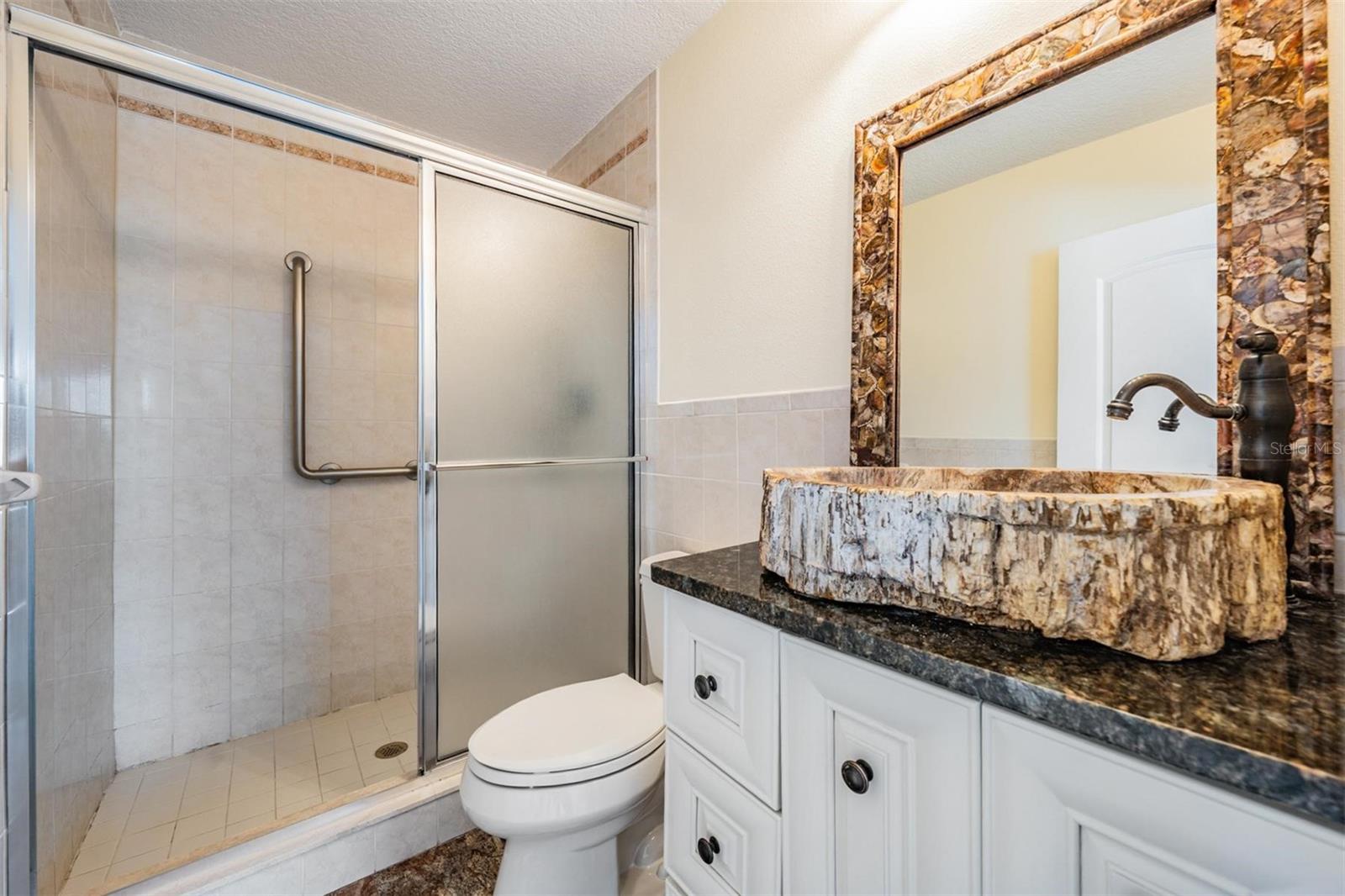 Image 14 of 35 For 2700 Bayshore Boulevard 511