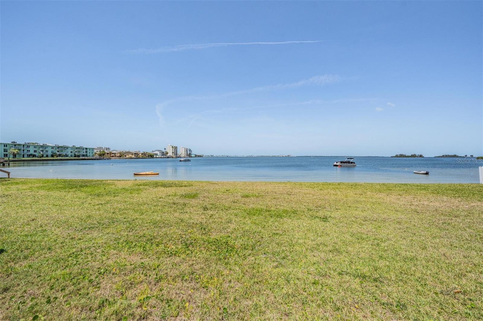 Image 18 of 35 For 2700 Bayshore Boulevard 511