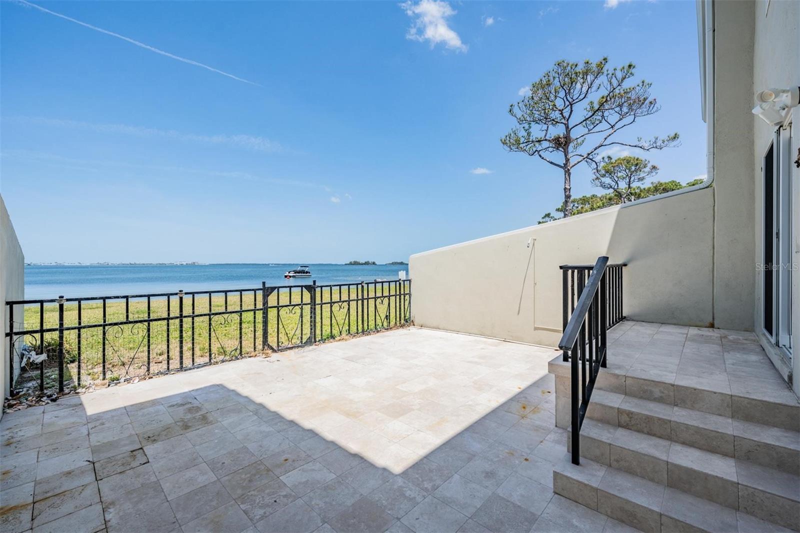 Image 4 of 35 For 2700 Bayshore Boulevard 511