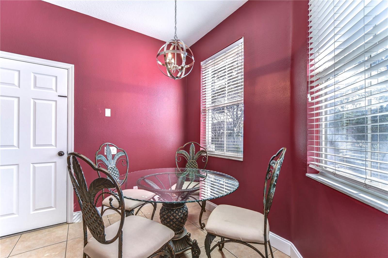 Image 10 of 51 For 3292 Covered Bridge Drive E