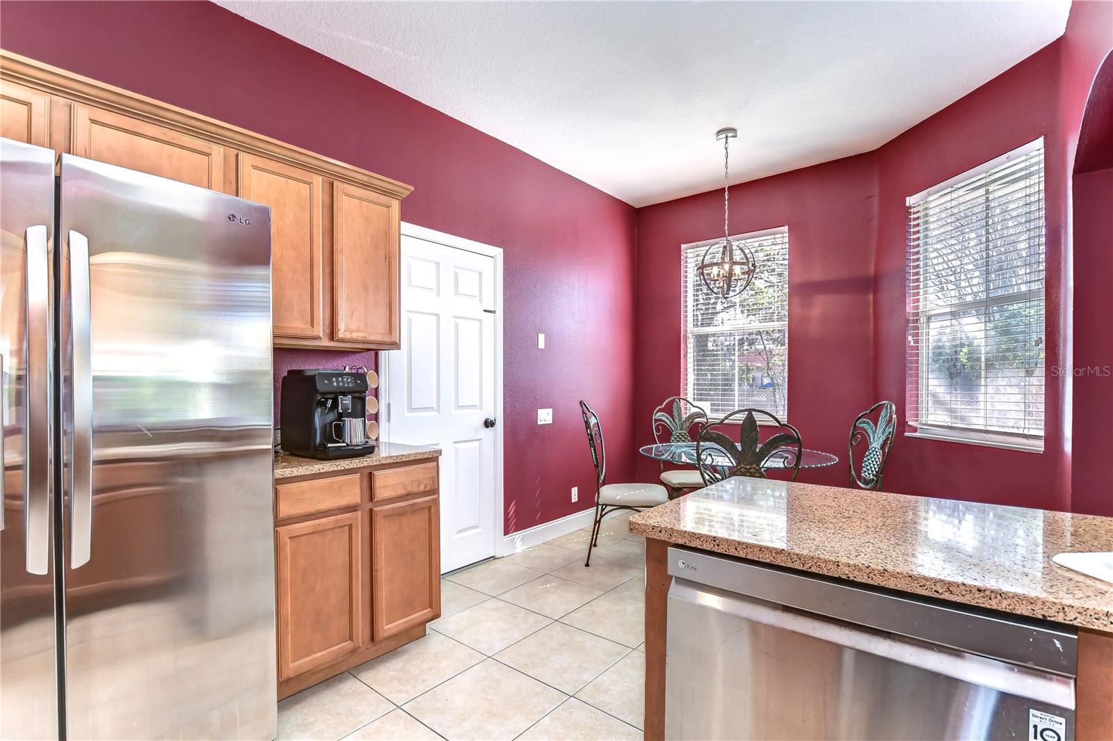 Image 17 of 51 For 3292 Covered Bridge Drive E