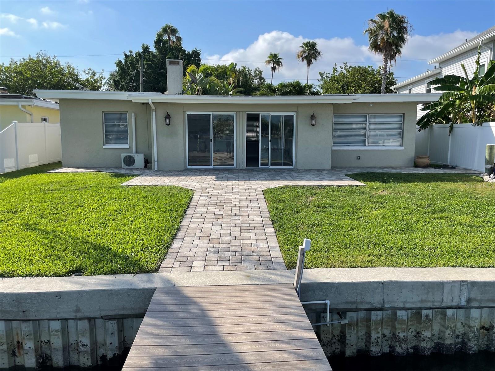 Image 2 of 6 For 419 12th Avenue