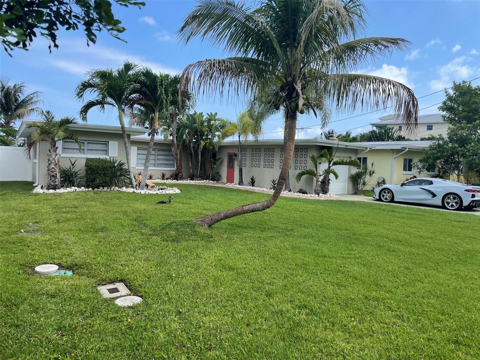 Image 3 of 6 For 419 12th Avenue