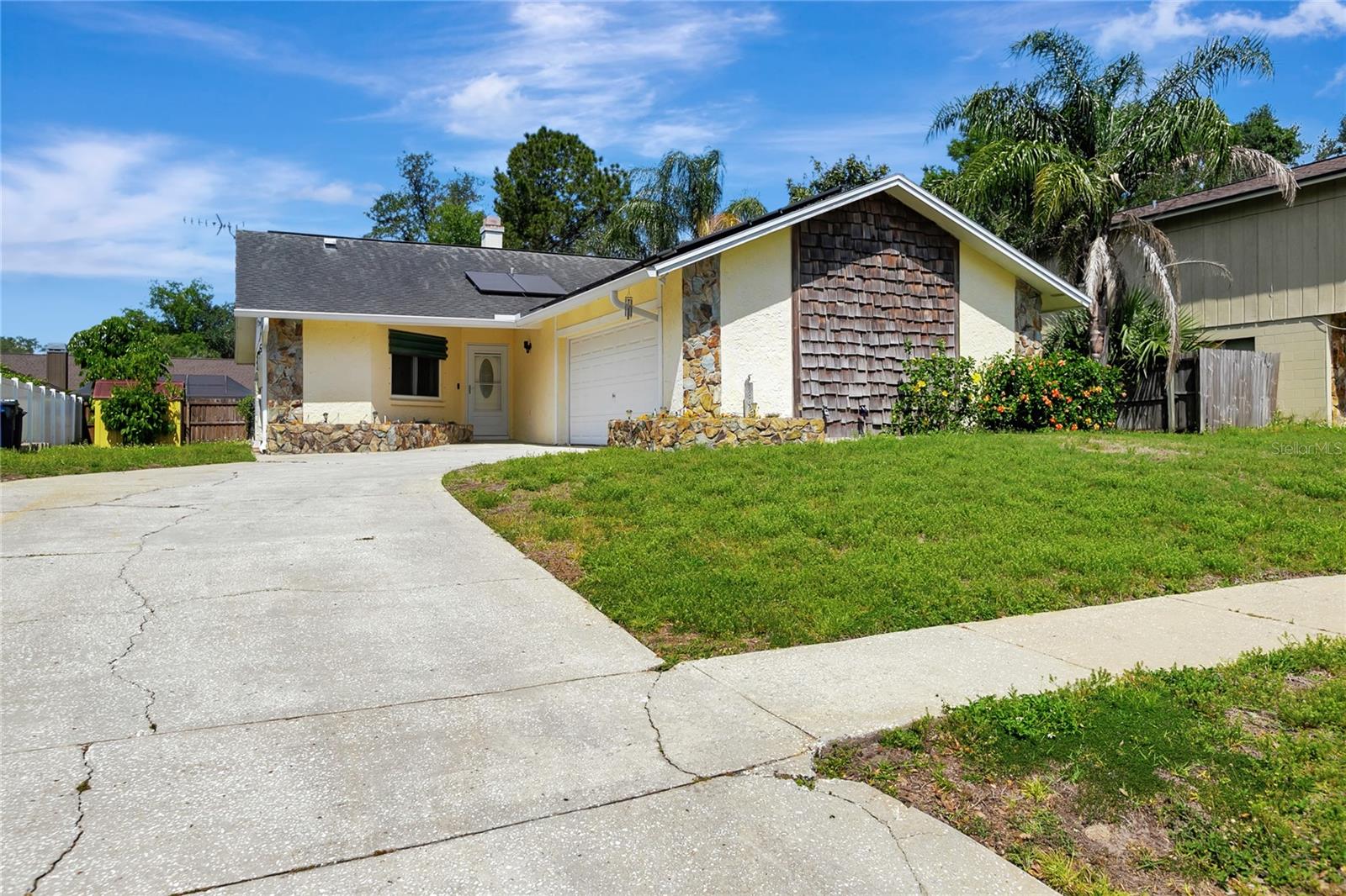 Details for 18426 Sterling Silver Circle, LUTZ, FL 33549