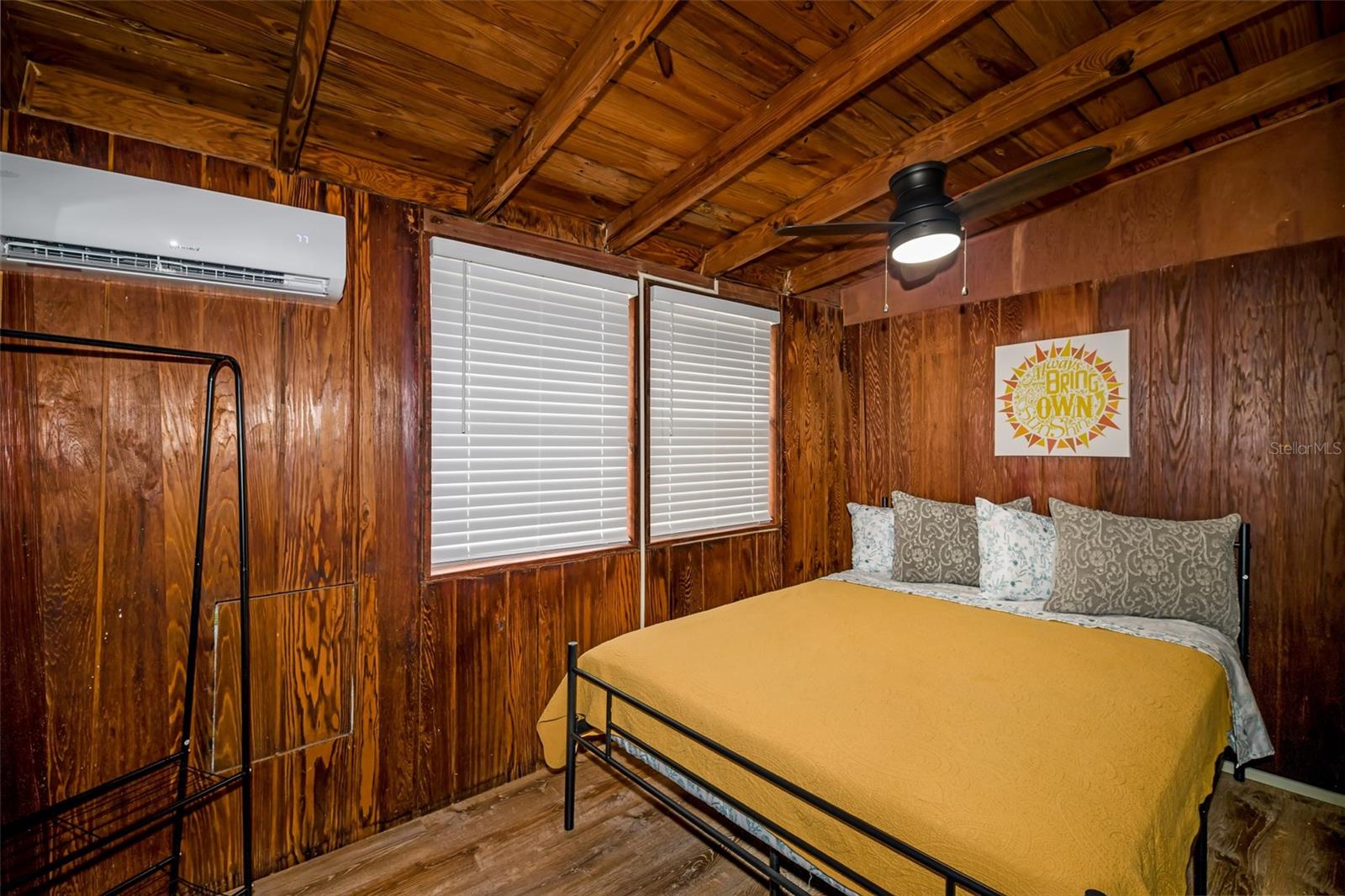 Image 15 of 33 For 11199 Tarpon Court