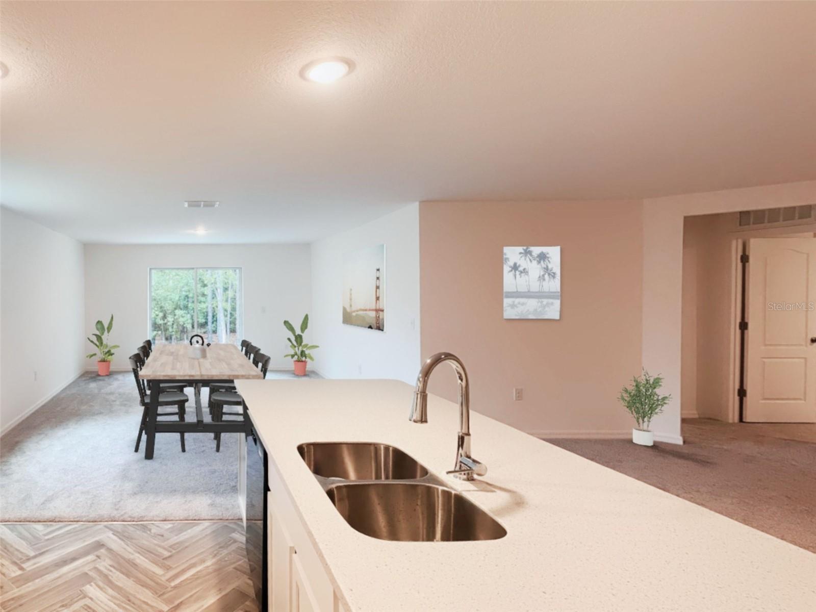 Image 5 of 22 For 108 Goldcoast Place