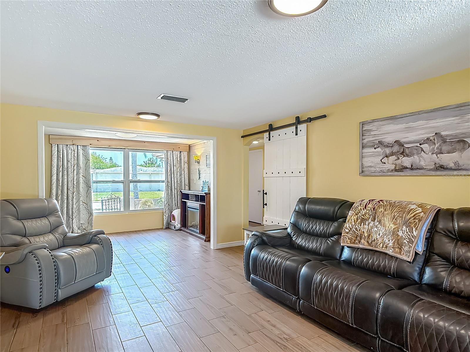 Image 10 of 34 For 3301 Elkridge Drive