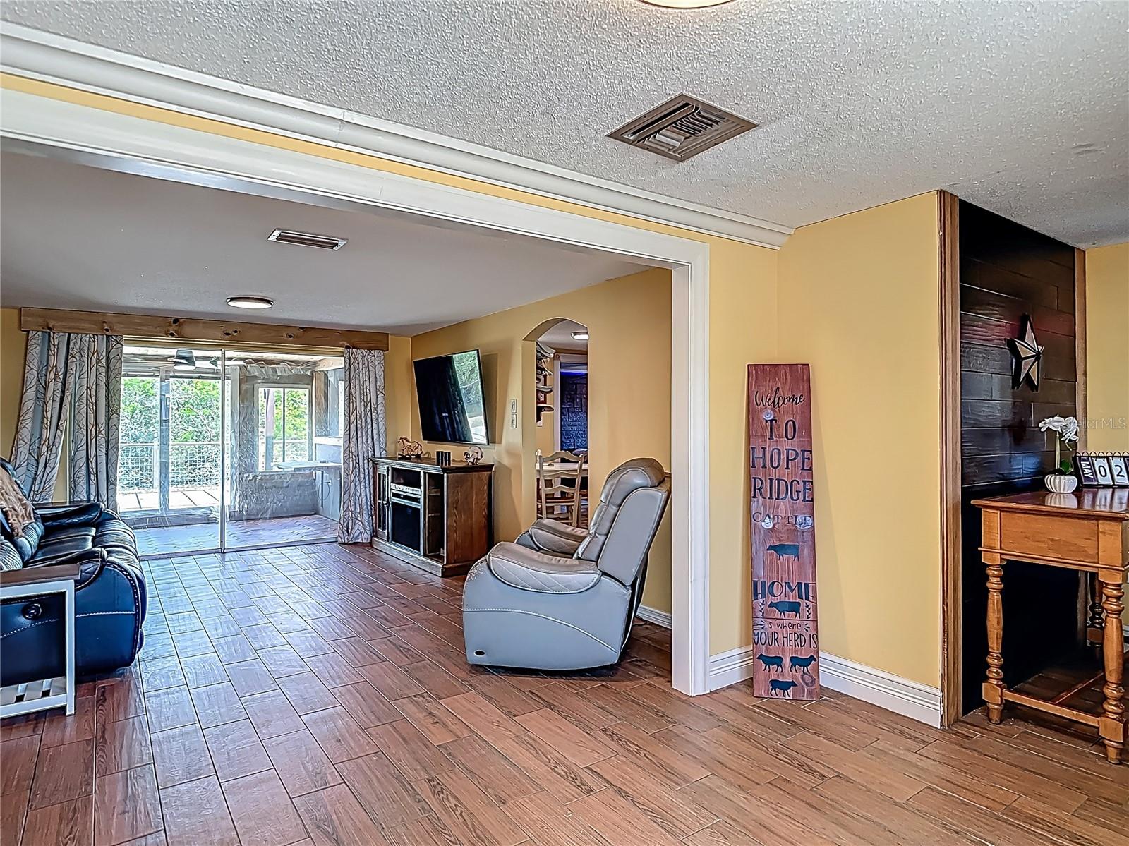 Image 8 of 34 For 3301 Elkridge Drive