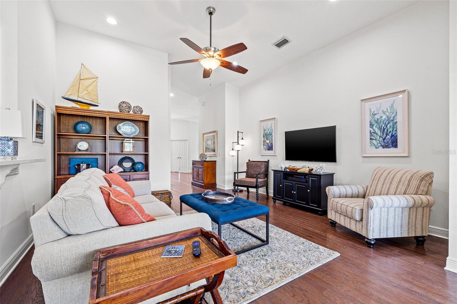 Image 10 of 40 For 13953 Thoroughbred Drive