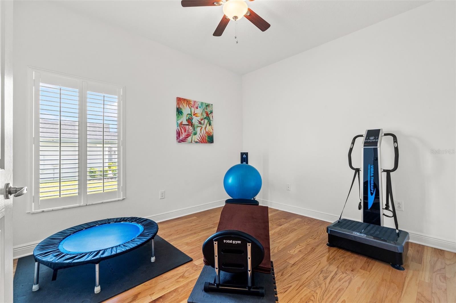 Image 29 of 40 For 13953 Thoroughbred Drive
