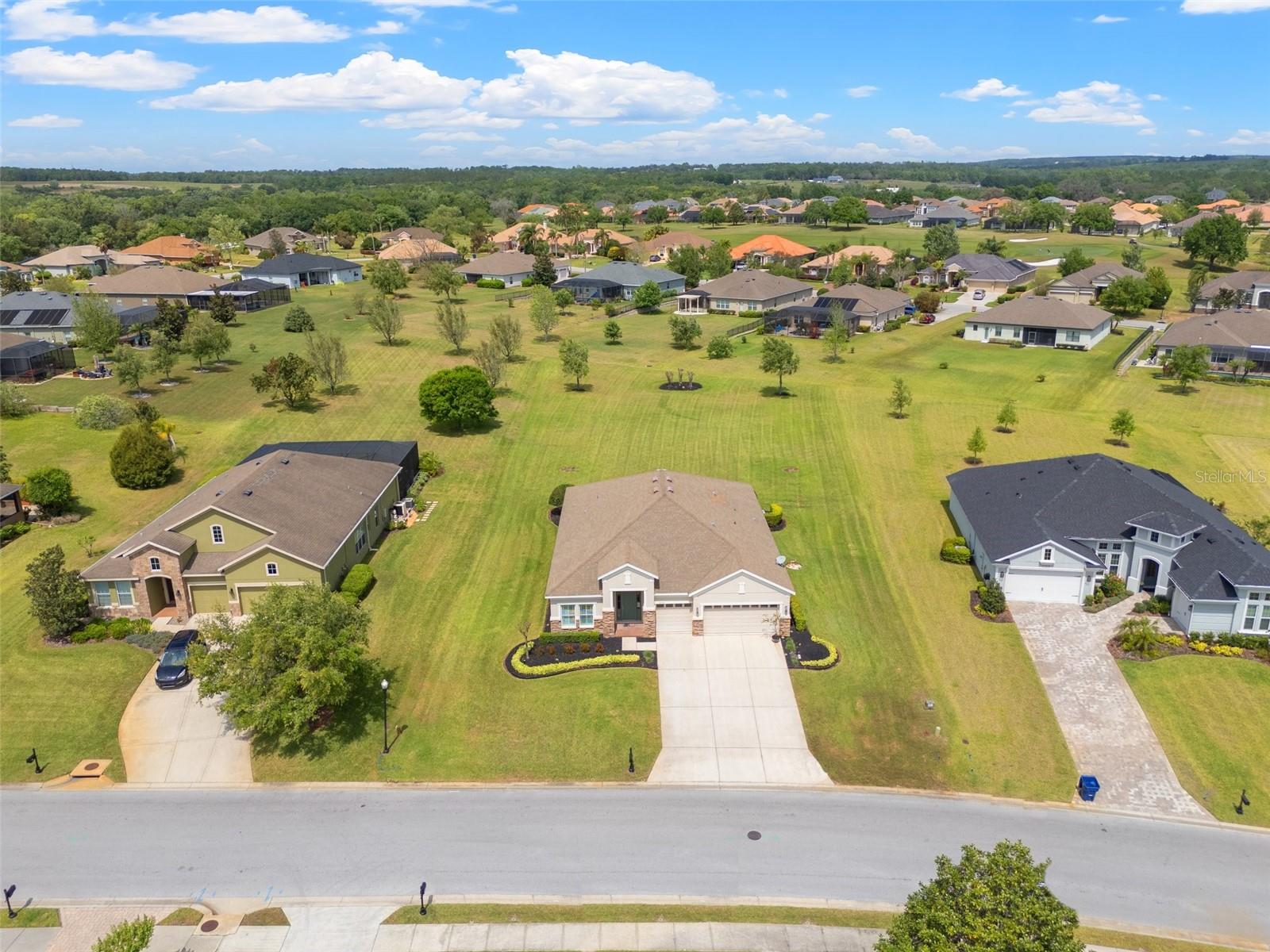 Image 38 of 40 For 13953 Thoroughbred Drive