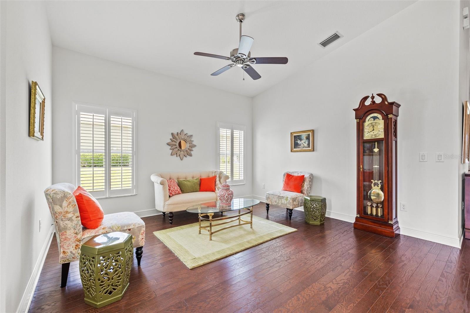 Image 4 of 40 For 13953 Thoroughbred Drive