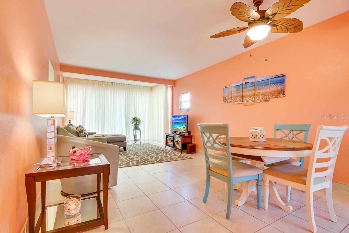 Image 4 of 16 For 7050 Sunset Way 1