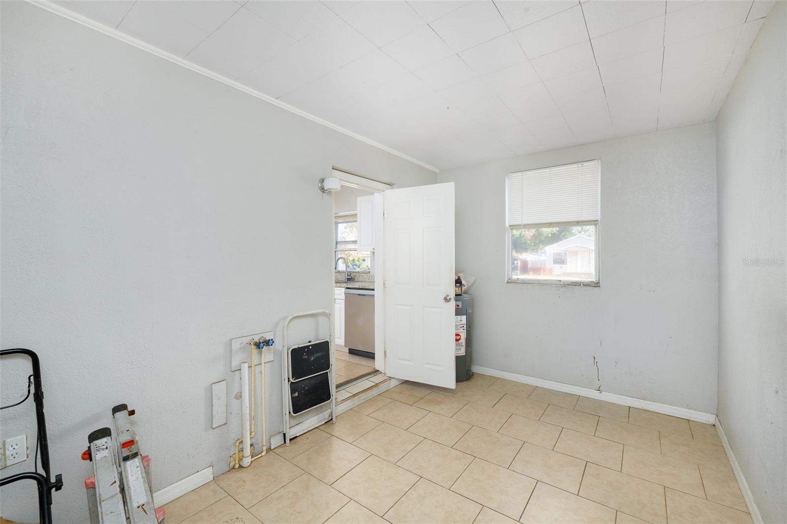 Image 10 of 18 For 2728 39th Avenue N