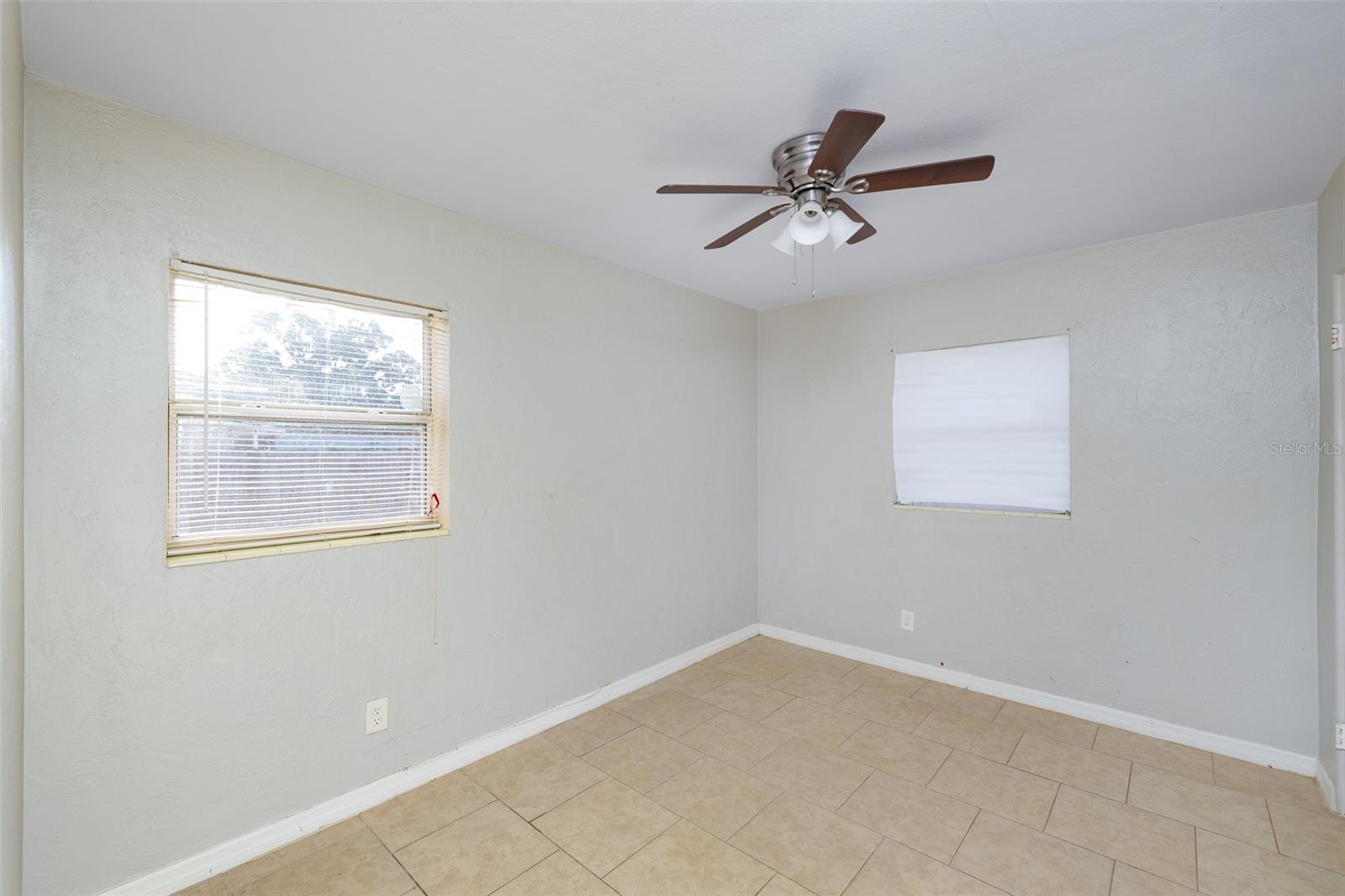 Image 13 of 18 For 2728 39th Avenue N