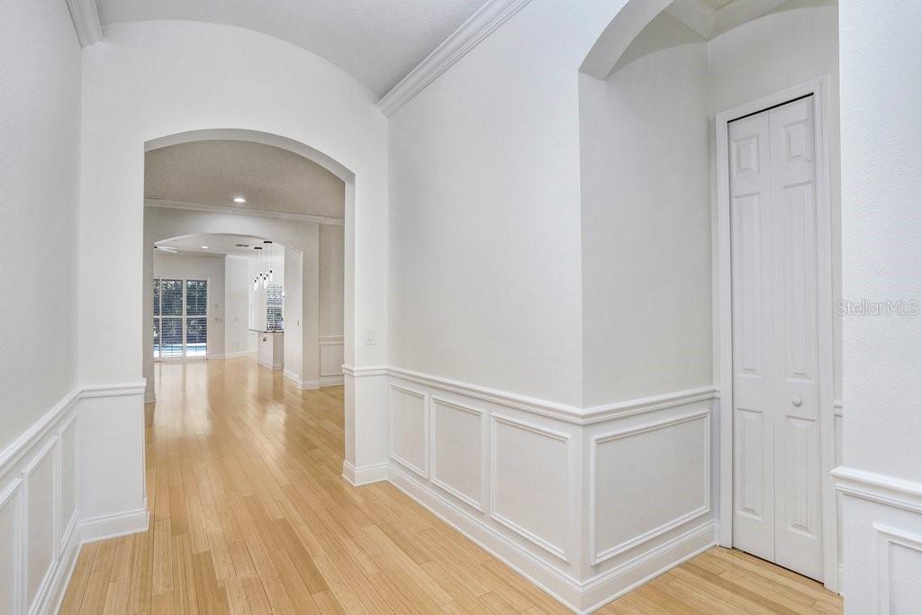 Image 4 of 51 For 11644 Meridian Point Drive