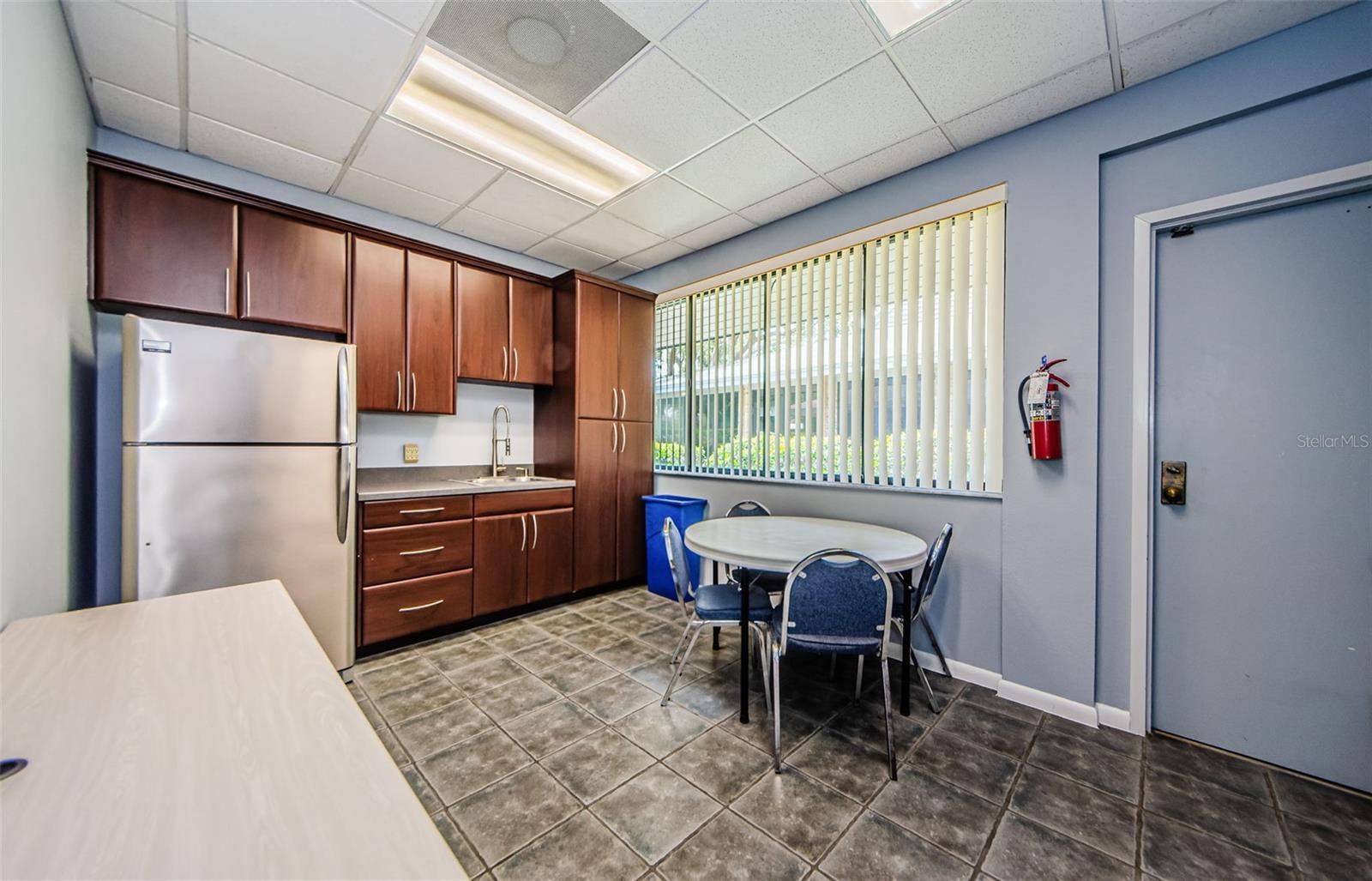 Image 14 of 26 For 701 Enterprise Road E 100