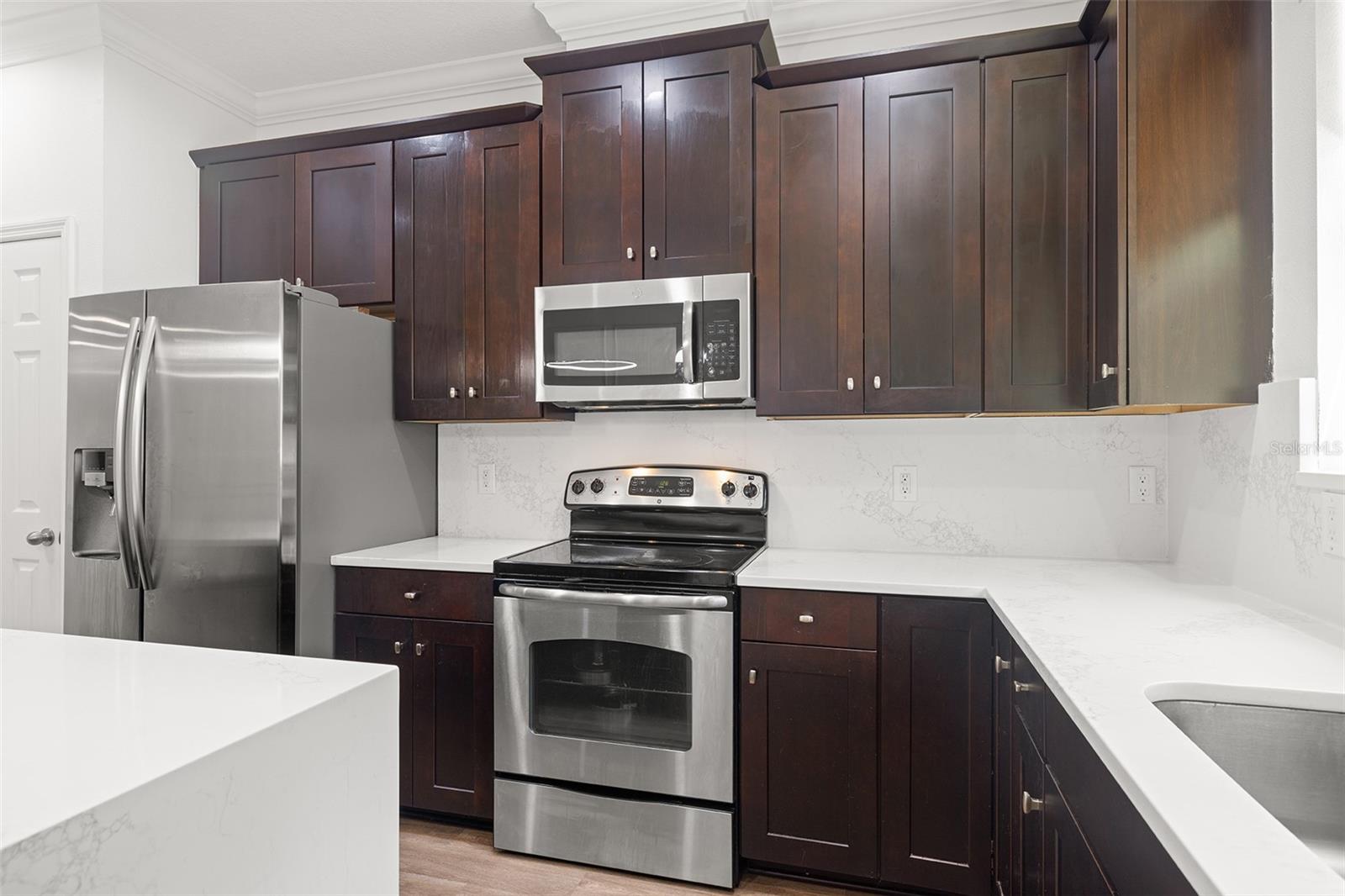 Image 17 of 35 For 12578 Streamdale Drive