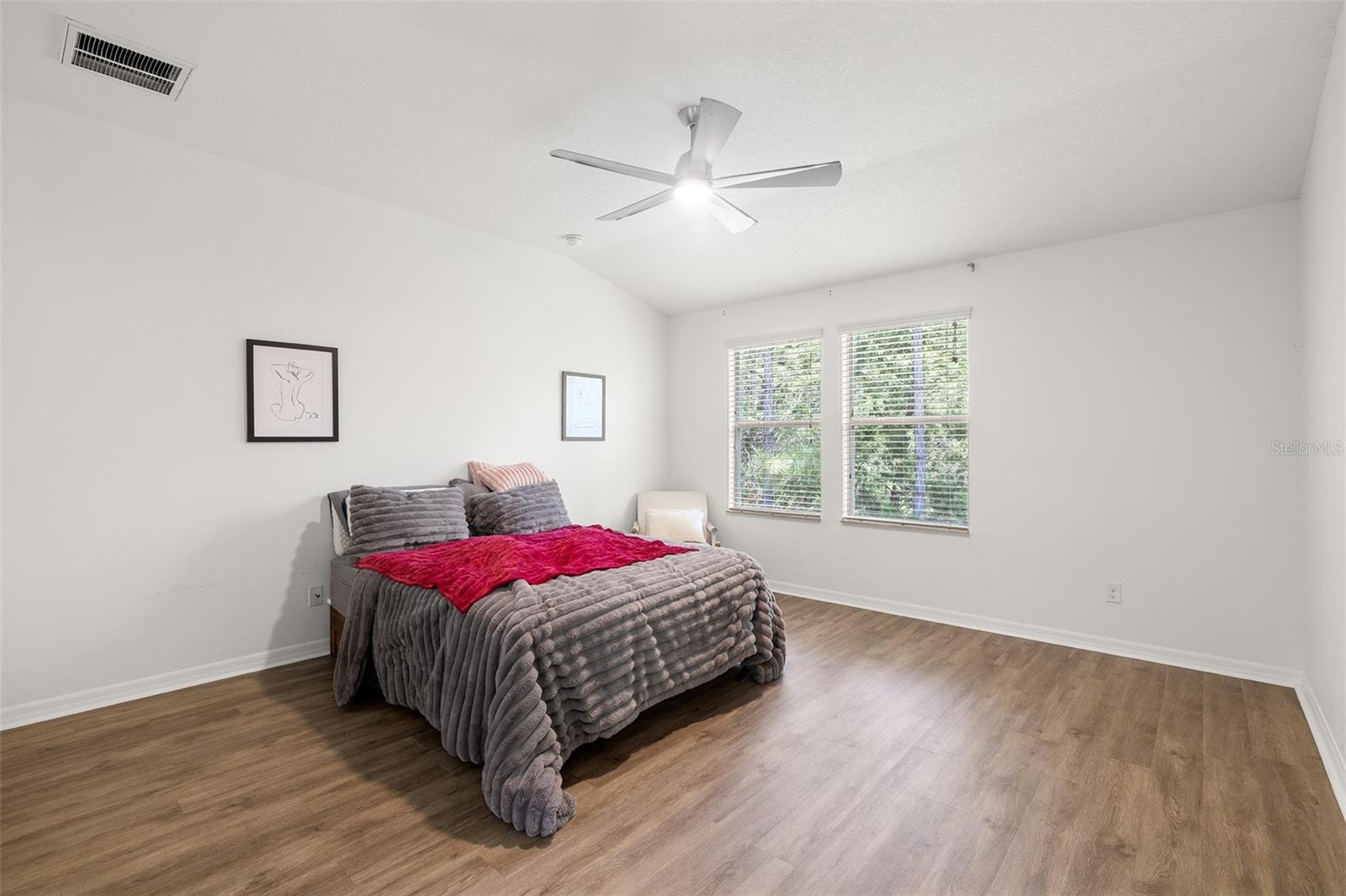 Image 21 of 35 For 12578 Streamdale Drive
