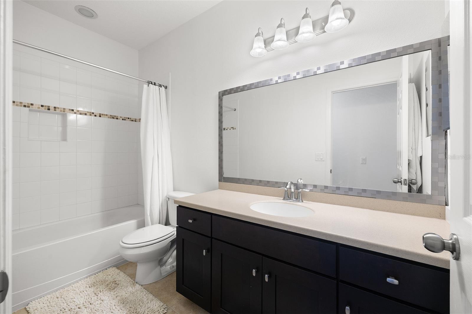 Image 27 of 35 For 12578 Streamdale Drive