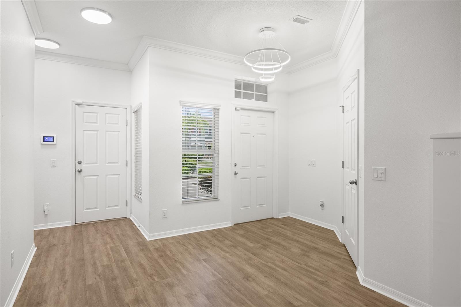 Image 5 of 35 For 12578 Streamdale Drive